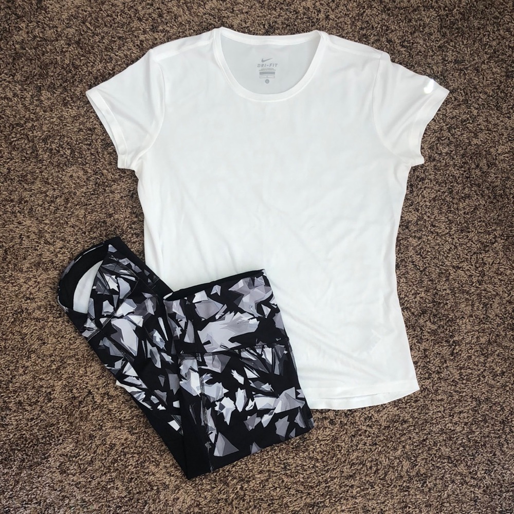 C9 High Waist Capri Leggings